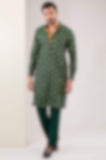 Emerald Green Bandhani Zari & Sequins Embroidered Kurta Set by Rabani & Rakha Men